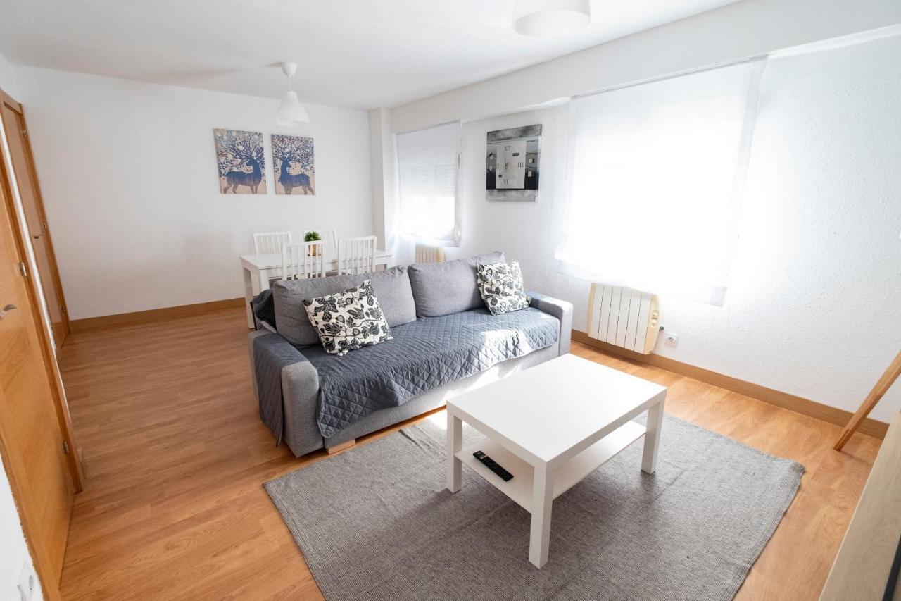 شقة La Casina De Leo Y Mia - Centro De Gijon 6P - Wifi - Vut-3398-As المظهر الخارجي الصورة